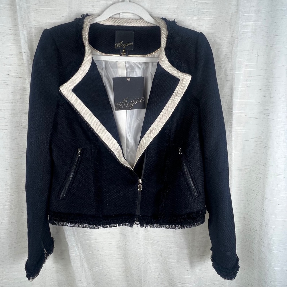 McGinn NWT Black Boucle Tweed Asymmetrical Zip Jacket Frayed Trim. Women's 8